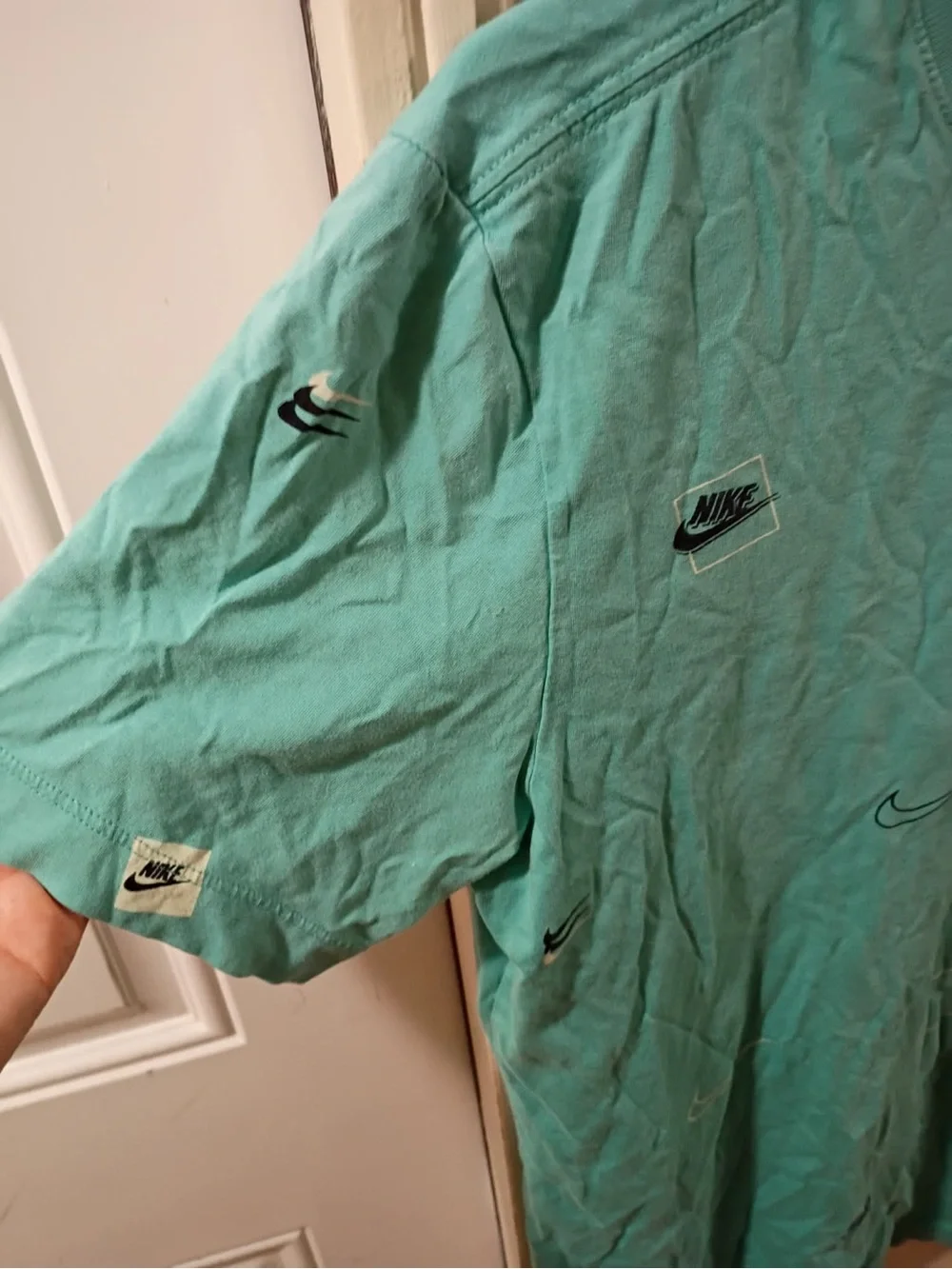 Nike Men's Short-Sleeve Logo Tee — Teal Green